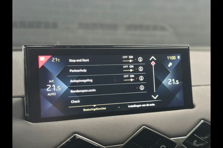 DS DS 3 Crossback 1.2 PureTech Rivoli, Automaat, Leder, Stoelverwarming, Camera