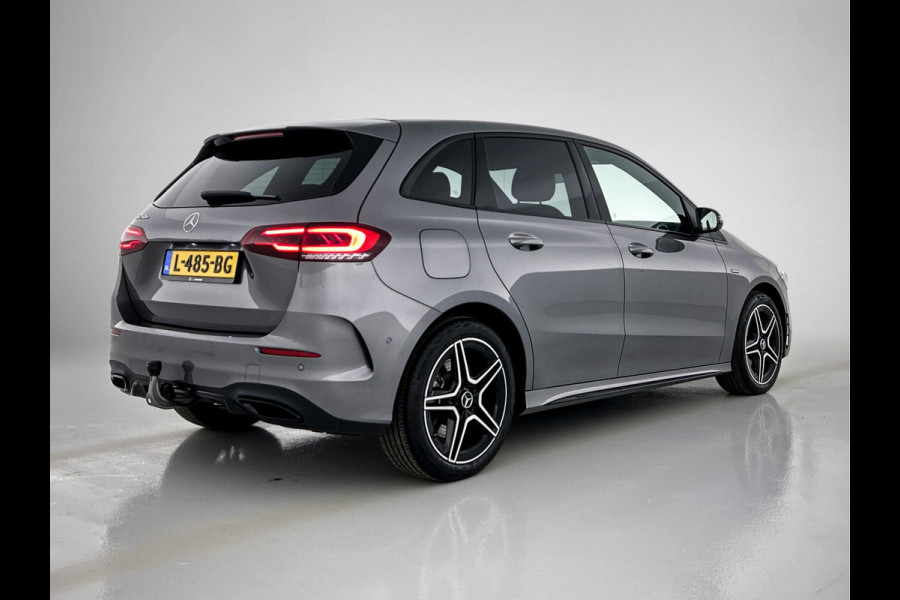 Mercedes-Benz B-Klasse 250 e Business Solution AMG Limited | 5 spaaks lichtmetalen velgen | Navigatie | parking support | Inclusief 24 maanden MB Certified garantie voor Europa.