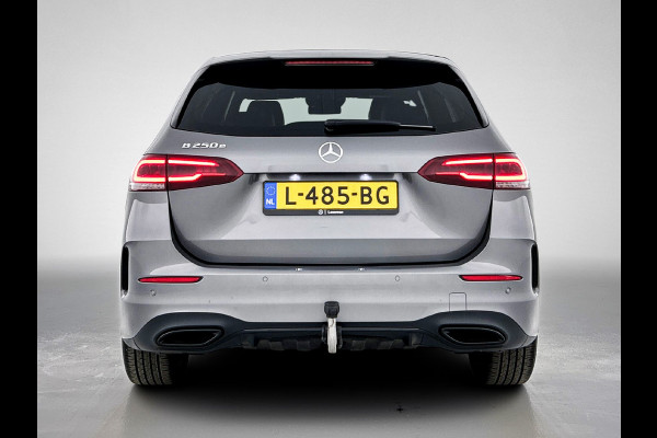 Mercedes-Benz B-Klasse 250 e Business Solution AMG Limited | 5 spaaks lichtmetalen velgen | Navigatie | parking support | Inclusief 24 maanden MB Certified garantie voor Europa.