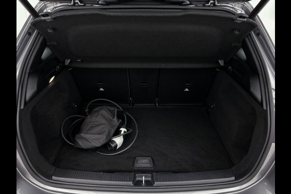 Mercedes-Benz B-Klasse 250 e Business Solution AMG Limited | 5 spaaks lichtmetalen velgen | Navigatie | parking support | Inclusief 24 maanden MB Certified garantie voor Europa.