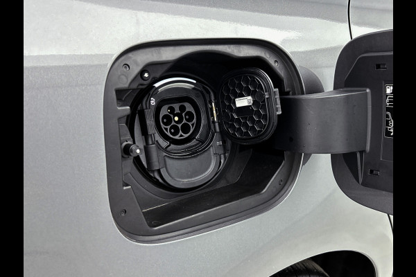 Mercedes-Benz B-Klasse 250 e Business Solution AMG Limited | 5 spaaks lichtmetalen velgen | Navigatie | parking support | Inclusief 24 maanden MB Certified garantie voor Europa.