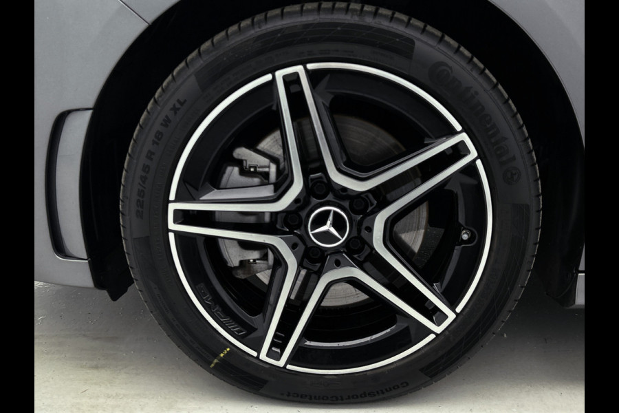 Mercedes-Benz B-Klasse 250 e Business Solution AMG Limited | 5 spaaks lichtmetalen velgen | Navigatie | parking support | Inclusief 24 maanden MB Certified garantie voor Europa.