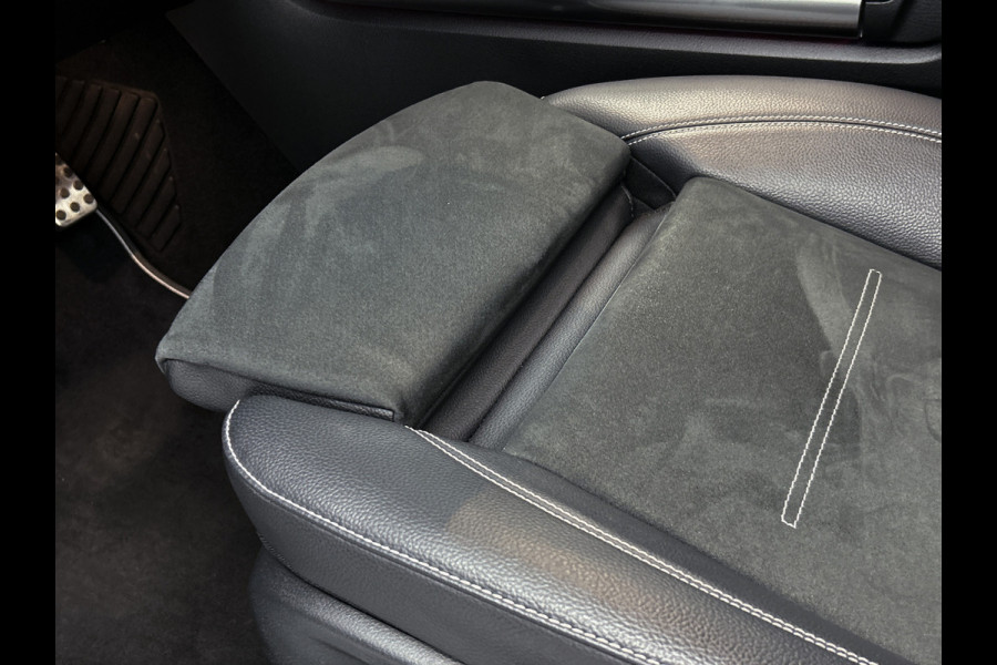 Mercedes-Benz B-Klasse 250 e Business Solution AMG Limited | 5 spaaks lichtmetalen velgen | Navigatie | parking support | Inclusief 24 maanden MB Certified garantie voor Europa.