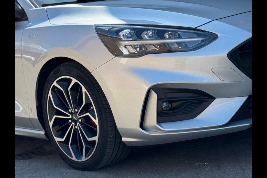 Ford Focus 1.0 EcoBoost 125 pk ST Line Business, vele opties, winter pakket,dealer onderhouden, 18 inch