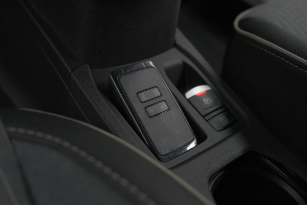 Renault Clio TCe 90 GPF techno | 360 Camera | Dodehoekdetectie | Adaptieve Cruise Control