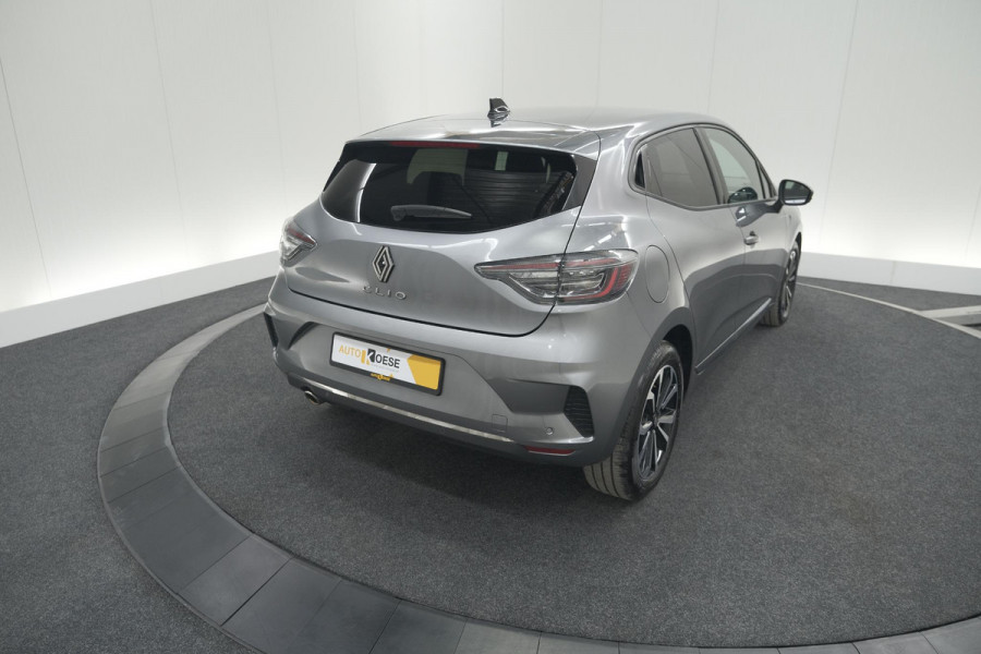 Renault Clio TCe 90 GPF techno | 360 Camera | Dodehoekdetectie | Adaptieve Cruise Control