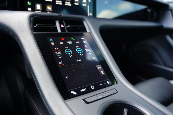 Porsche Taycan 4S 79 kWh Innodrive Dealerauto