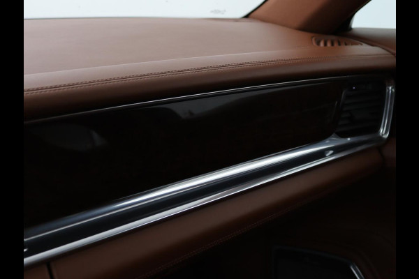 Porsche Panamera Sport Turismo 2.9 4 E-Hybrid | Panoramadak | Burmester 3D | Stoelventilatie | LED Adaptief | 360 camera | Luchtvering | Leder | Stuurverwarming | Soft-close