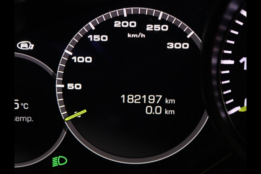 Porsche Panamera Sport Turismo 2.9 4 E-Hybrid | Panoramadak | Burmester 3D | Stoelventilatie | LED Adaptief | 360 camera | Luchtvering | Leder | Stuurverwarming | Soft-close