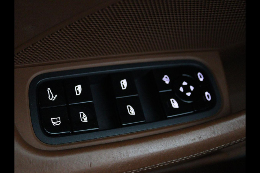 Porsche Panamera Sport Turismo 2.9 4 E-Hybrid | Panoramadak | Burmester 3D | Stoelventilatie | LED Adaptief | 360 camera | Luchtvering | Leder | Stuurverwarming | Soft-close
