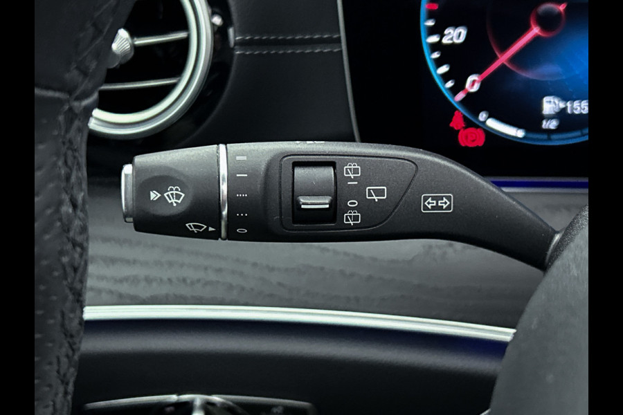 Mercedes-Benz E-Klasse Estate 300 e AMG Line | Panoramadak | Wide screen | Navigatie | Parking support met camera achter | Inclusief 24 maanden MB Certified garantie voor Europa.