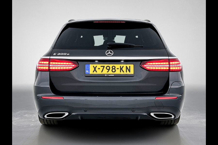 Mercedes-Benz E-Klasse Estate 300 e AMG Line | Panoramadak | Wide screen | Navigatie | Parking support met camera achter | Inclusief 24 maanden MB Certified garantie voor Europa.