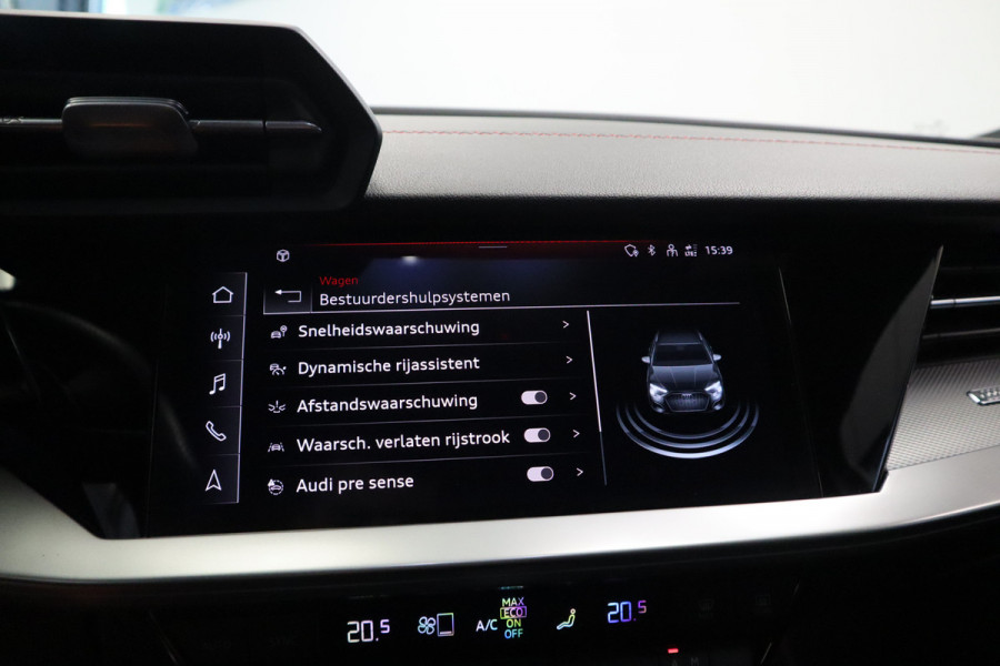 Audi A3 Sportback 35 TFSI S edition 150pk Navigatie 17LMV  volleder interieur Cruise Control parking ass.
