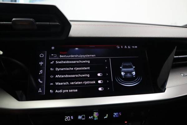 Audi A3 Sportback 35 TFSI S edition 150pk Navigatie 17LMV  volleder interieur Cruise Control parking ass.
