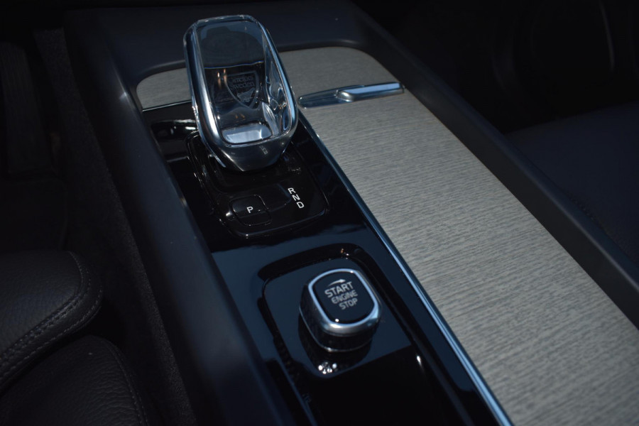 Volvo XC60 2.0 T6 Plug-in hybrid 350PK AWD Inscription | Leder | Led | Panodak | Navi | Camera | Incl. garantie