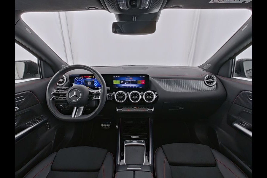 Mercedes-Benz EQA 250 AMG Line 67 kWh | AMG Line Advanced Plus | Night Pakket | Panorama Schuif-Kanteldak | Memory Voorstoelen | Stoel en Stuurverwarming | Inclusief 24 maanden MB Certified garantie voor Europa.