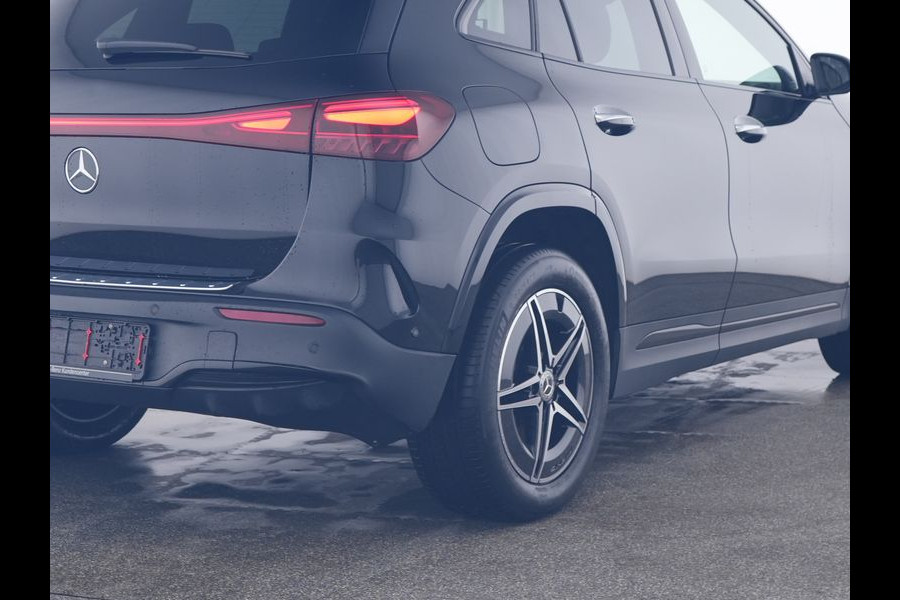 Mercedes-Benz EQA 250 AMG Line 67 kWh | AMG Line Advanced Plus | Night Pakket | Panorama Schuif-Kanteldak | Memory Voorstoelen | Stoel en Stuurverwarming | Inclusief 24 maanden MB Certified garantie voor Europa.