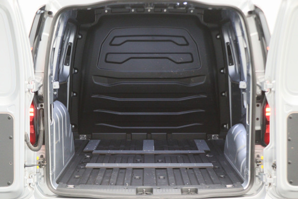 Volkswagen Caddy Cargo 2.0 TDI DSG 1st Edition 2x Schuifdeur, Leer, Camera, ACC, Virtual Cockpit, LED, Trekhaak, 17''