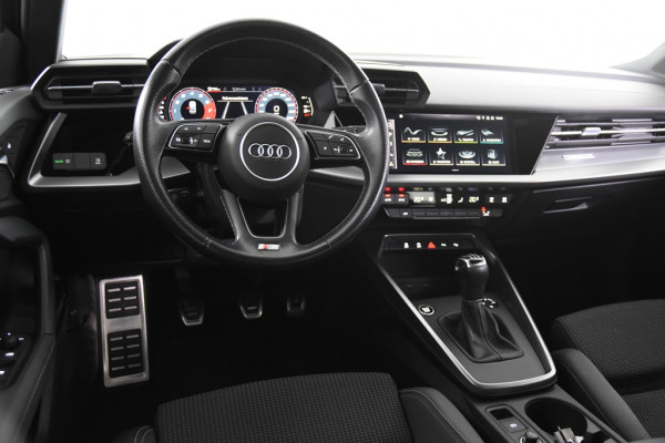 Audi A3 Limousine 30 TFSI S-Line *1ste Eigenaar*Leer*Keyless*DAB*