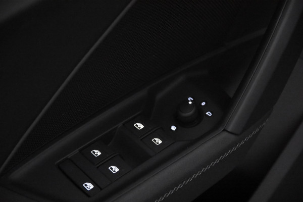 Audi A3 Limousine 30 TFSI S-Line *1ste Eigenaar*Leer*Keyless*DAB*