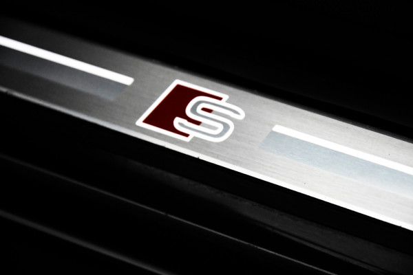 Audi A3 Limousine 30 TFSI S-Line *1ste Eigenaar*Leer*Keyless*DAB*