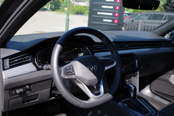 Volkswagen Passat Variant 1.4 TSI PHEV 218 PK GTE BNS, Carplay, Leder, Panoramadak, Elek. Trekhaak, Massage, Head-Up