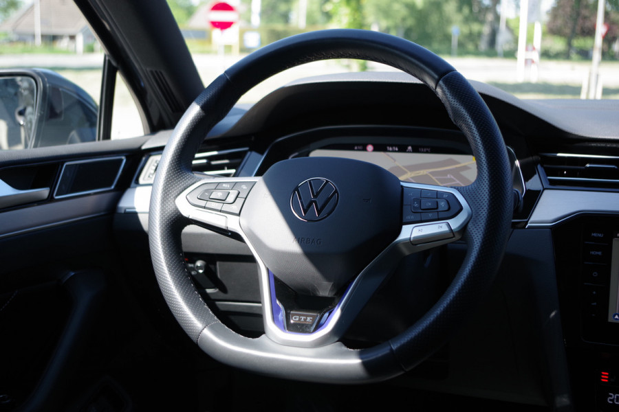 Volkswagen Passat Variant 1.4 TSI PHEV 218 PK GTE BNS, Carplay, Leder, Panoramadak, Elek. Trekhaak, Massage, Head-Up