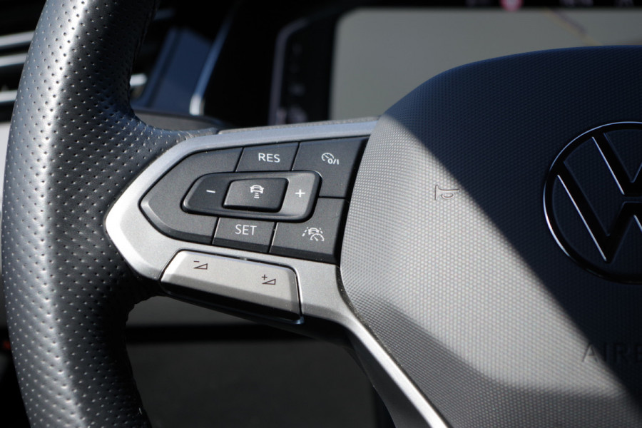 Volkswagen Passat Variant 1.4 TSI PHEV 218 PK GTE BNS, Carplay, Leder, Panoramadak, Elek. Trekhaak, Massage, Head-Up