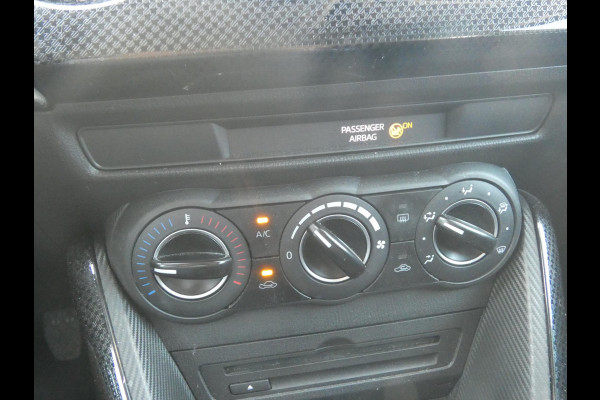 Mazda 2 1.5 Skyactiv-G Sport Selected | NAVIGATIE | ACHTERUITRIJCAMERA |