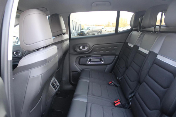 Citroën C5 Aircross 1.6 180PK PLUG-IN HYBRID C-SERIES | NAVIGATIE | ACHTERUITRIJ CAMERA | DODEHOEKDETECTIE | APPLE CARPLAY/ANDROID AUTO |  CLIMATE CONTROL | DAB+ RADIO | CRUISE CONTROL | VERSTELBARE ACHTERSTOELEN | LANE-ASSIST | PARKEER SENSOREN VOOR / ACHTER |