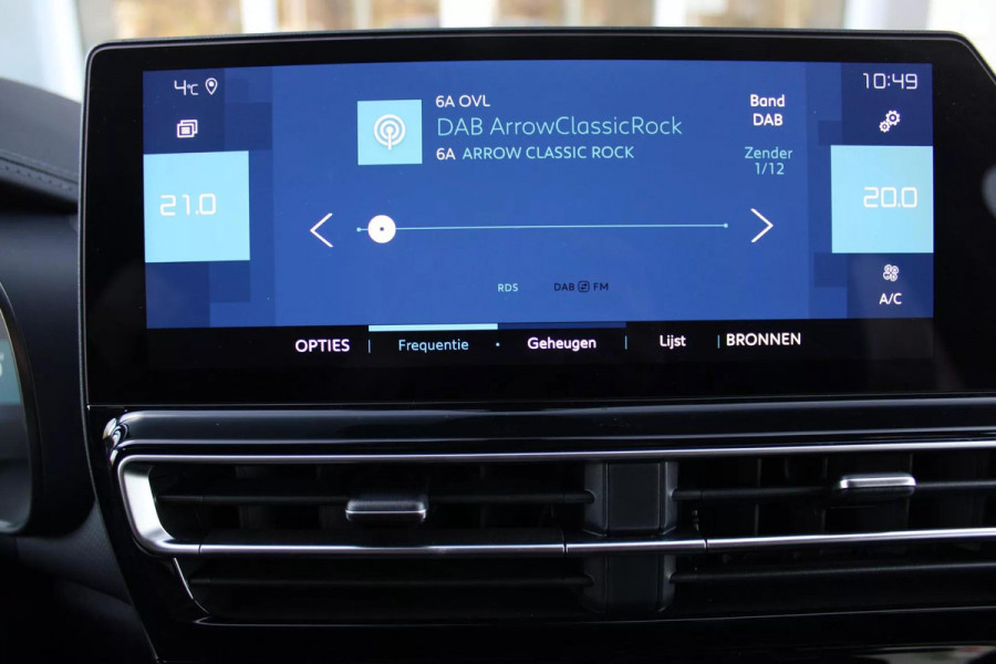 Citroën C5 Aircross 1.6 180PK PLUG-IN HYBRID C-SERIES | NAVIGATIE | ACHTERUITRIJ CAMERA | DODEHOEKDETECTIE | APPLE CARPLAY/ANDROID AUTO |  CLIMATE CONTROL | DAB+ RADIO | CRUISE CONTROL | VERSTELBARE ACHTERSTOELEN | LANE-ASSIST | PARKEER SENSOREN VOOR / ACHTER |