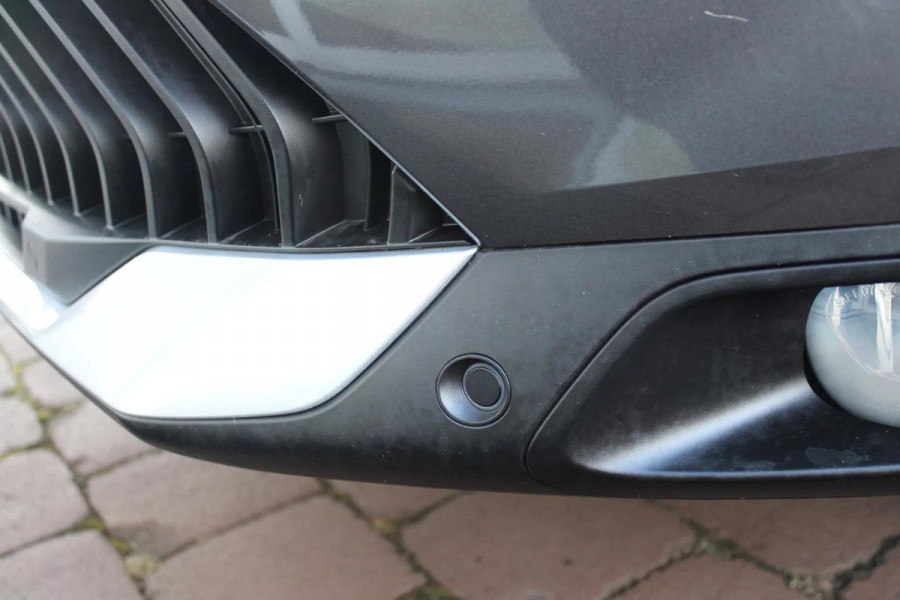 Citroën C5 Aircross 1.6 180PK PLUG-IN HYBRID C-SERIES | NAVIGATIE | ACHTERUITRIJ CAMERA | DODEHOEKDETECTIE | APPLE CARPLAY/ANDROID AUTO |  CLIMATE CONTROL | DAB+ RADIO | CRUISE CONTROL | VERSTELBARE ACHTERSTOELEN | LANE-ASSIST | PARKEER SENSOREN VOOR / ACHTER |