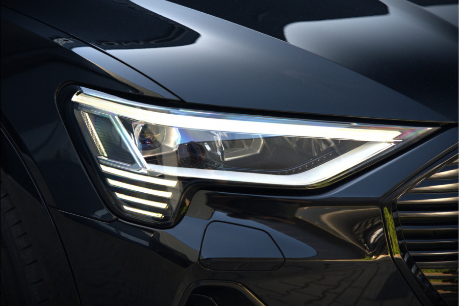 Audi e-tron Sportback 50 quattro S edition 71 kWh | Bang & Olufsen | Panoramadak | S-Line | Keyless | Memory Seats | Stoelverwarming | Ambiance Verlichting | Camera | Adaptive Cruise Control | Leer | Matrix LED | Luchtvering | B&O
