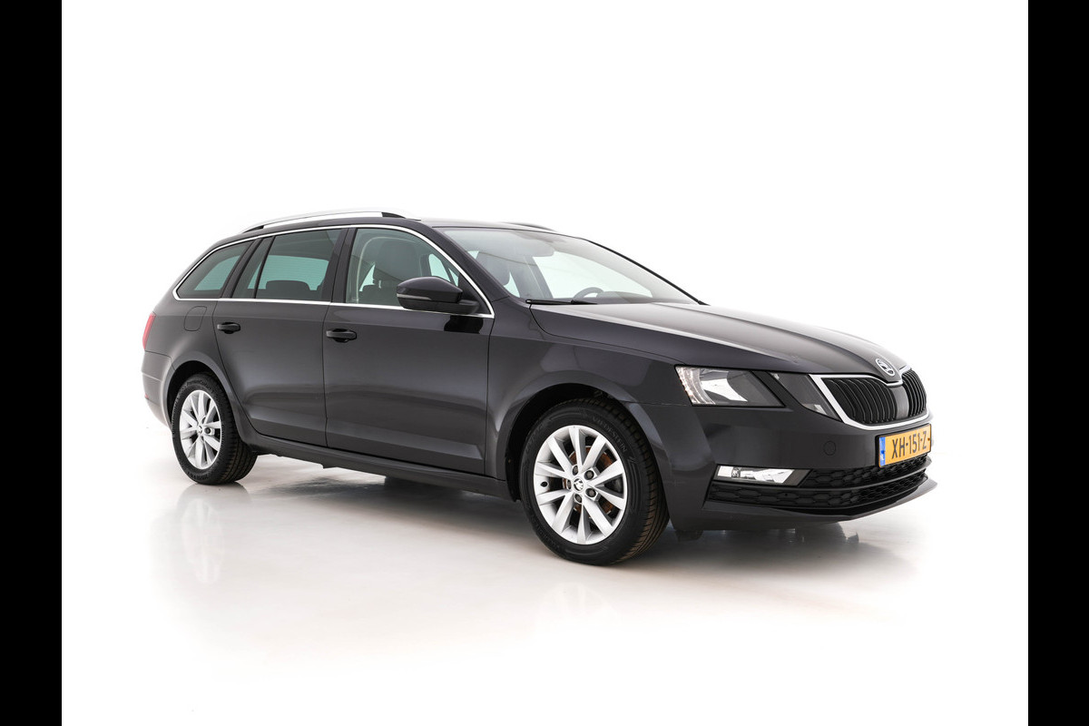 Škoda Octavia Combi 1.6 TDI Greentech Clever Edition *NAVI-FULLMAP | AMUNDSEN-AUDIO | ECC | CRUISE | DAB | APP-CONNECT | PDC | 1/2-LEATHER | COMFORT-SEATS | 16'' ALU* Škoda Octavia Combi 1.6 TDI Greentech Clever Edition *NAVI-FULLMAP | AMUNDSEN-AUDIO | ECC | CRUISE | DAB | APP-CONNECT | PDC | 1/2-LEATHER | COMFORT-SEATS | 16'' ALU*