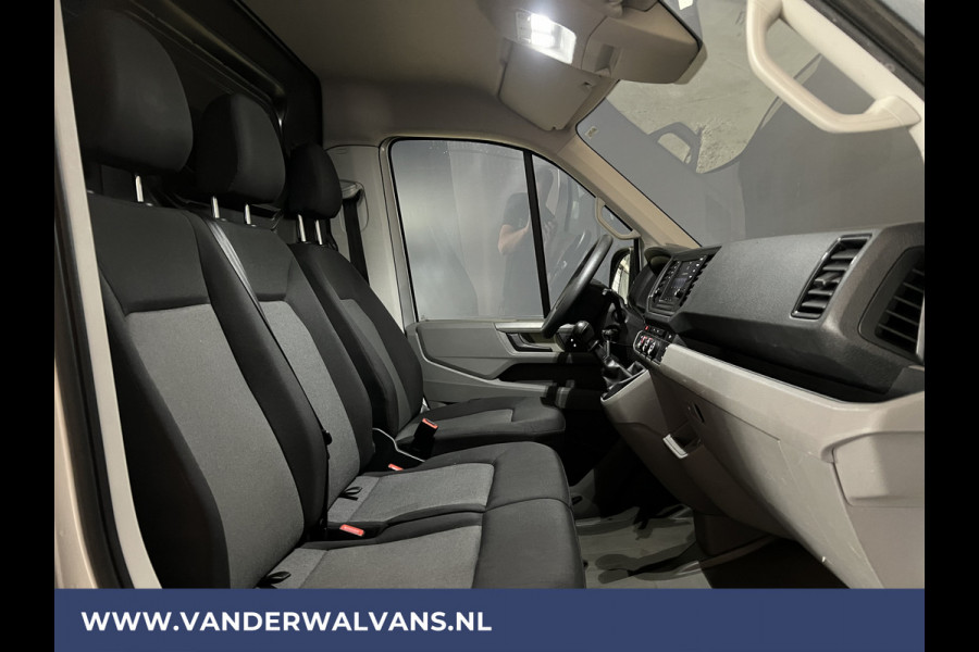 Volkswagen Crafter 2.0 TDI 140 pk L3H3 L2H2 Euro6 Airco | PDC | 3000kg trekvermogen | Apple Carplay Android Auto, Parkeersensoren, Bijrijdersbank