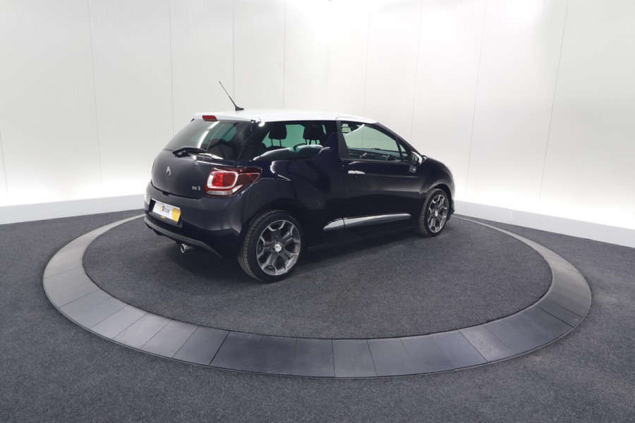 DS DS 3 PureTech 110 So Chic | Camera | Navigatie | Parkeersensoren | Climate Control