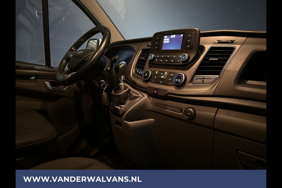 Ford Transit Custom 2.0 TDCI 130 pk L2H1 Euro6 Airco | 2800kg trekvermogen | Parkeersensoren | Cruisecontrol | LED Stoelverwarming, Voorruitverwarming, Bijrijdersbank