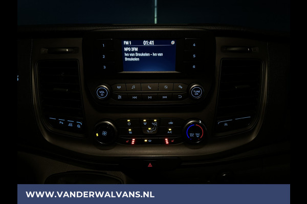 Ford Transit Custom 2.0 TDCI 130 pk L2H1 Euro6 Airco | 2800kg trekvermogen | Parkeersensoren | Cruisecontrol | LED Stoelverwarming, Voorruitverwarming, Bijrijdersbank