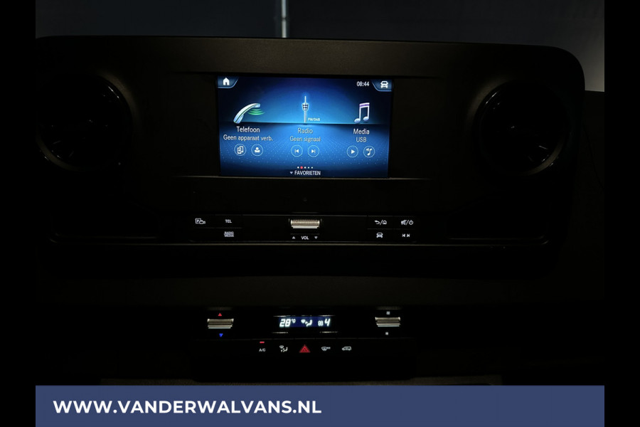 Mercedes-Benz Sprinter 317 CDI 170 pk L3H2 Euro6 Airco | MBUX | Camera | Apple Carplay | Cruisecontrol | Stoelverwarming Chauffeursstoel, Bijrijdersbank, Android Auto, MBUX