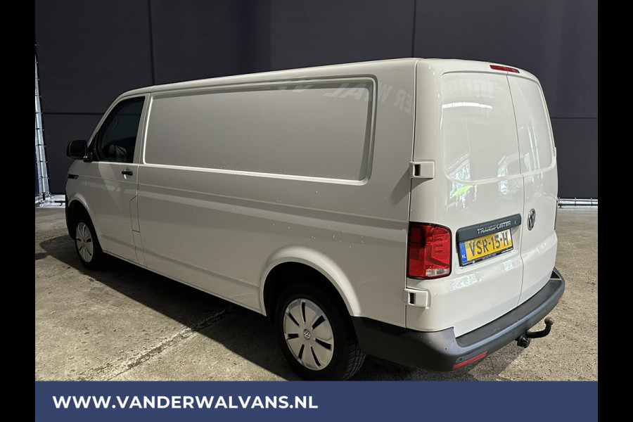 Volkswagen Transporter 2.0 TDI 150 pk L2H1 Euro6 Airco | Trekhaak | Cruisecontrol | Apple Carplay | PDC Parkeersensoren, Android Auto
