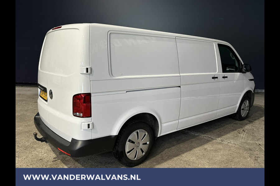 Volkswagen Transporter 2.0 TDI 150 pk L2H1 Euro6 Airco | Trekhaak | Cruisecontrol | Apple Carplay | PDC Parkeersensoren, Android Auto