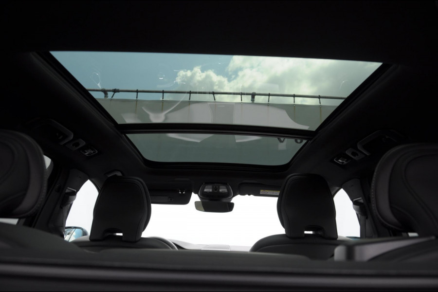 Volvo XC60 T6 350PK Automaat Plus Bright Long range / Adaptieve cruise control / Panoramadak / Apple carplay / Parkeersensoren met 360 camera / Elektrische achterklep / Elektrische stoelen met geheugen / Stoel en stuurwielverwarming /