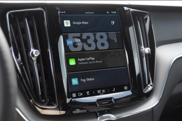 Volvo XC60 T6 350PK Automaat Plus Bright Long range / Adaptieve cruise control / Panoramadak / Apple carplay / Parkeersensoren met 360 camera / Elektrische achterklep / Elektrische stoelen met geheugen / Stoel en stuurwielverwarming /
