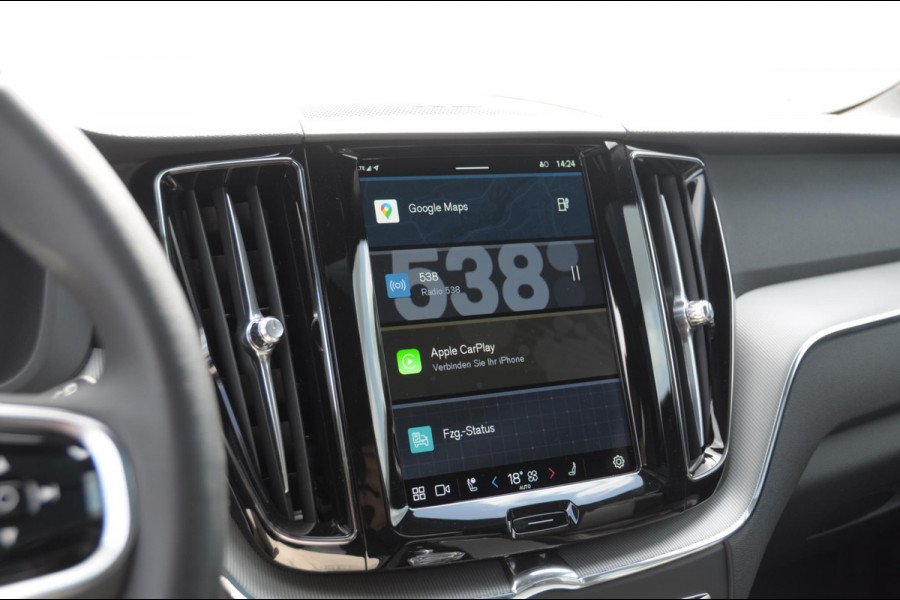Volvo XC60 T6 350PK Automaat Plus Bright Long range / Adaptieve cruise control / Panoramadak / Apple carplay / Parkeersensoren met 360 camera / Elektrische achterklep / Elektrische stoelen met geheugen / Stoel en stuurwielverwarming /