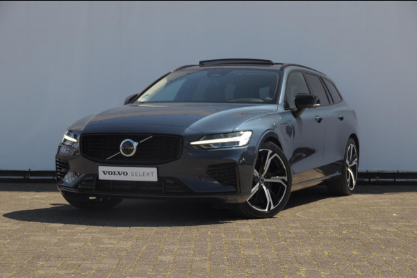 Volvo V60 T6 350PK Automaat AWD Plus Dark / Adaptieve cruise control / Parkeersensoren / Elektrische stoelen met geheugen / Trekhaak / BLIS / Apple carplay / Panoramadak / Elektrische achterklep