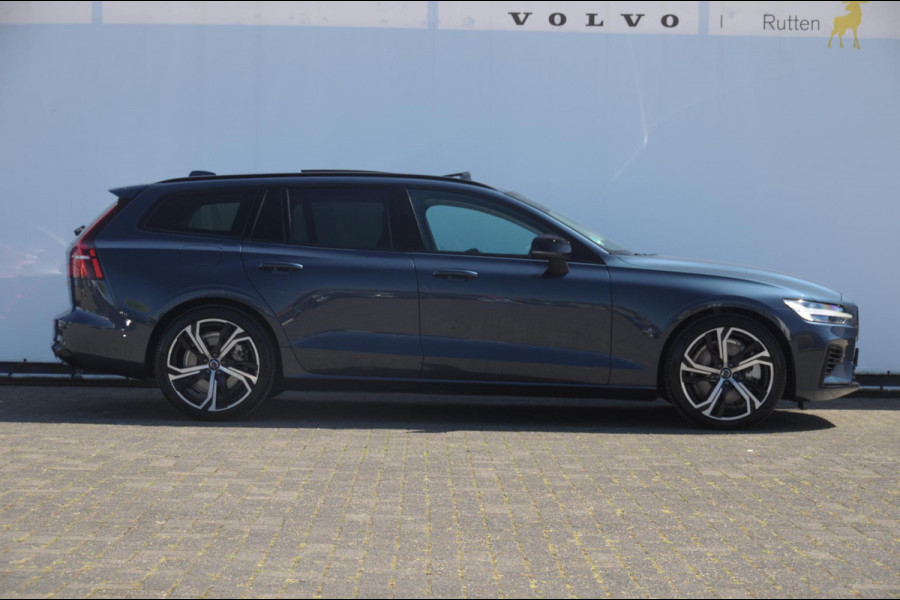 Volvo V60 T6 350PK Automaat AWD Plus Dark / Adaptieve cruise control / Parkeersensoren / Elektrische stoelen met geheugen / Trekhaak / BLIS / Apple carplay / Panoramadak / Elektrische achterklep