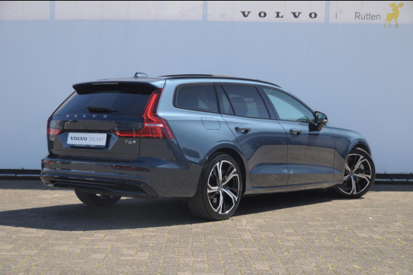 Volvo V60 T6 350PK Automaat AWD Plus Dark / Adaptieve cruise control / Parkeersensoren / Elektrische stoelen met geheugen / Trekhaak / BLIS / Apple carplay / Panoramadak / Elektrische achterklep