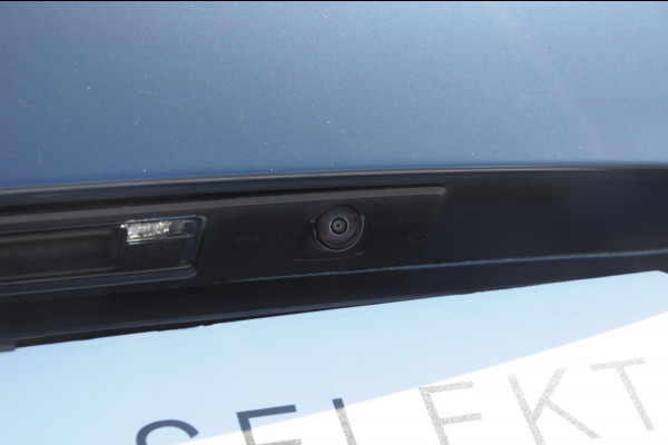 Volvo V60 T6 350PK Automaat AWD Plus Dark / Adaptieve cruise control / Parkeersensoren / Elektrische stoelen met geheugen / Trekhaak / BLIS / Apple carplay / Panoramadak / Elektrische achterklep