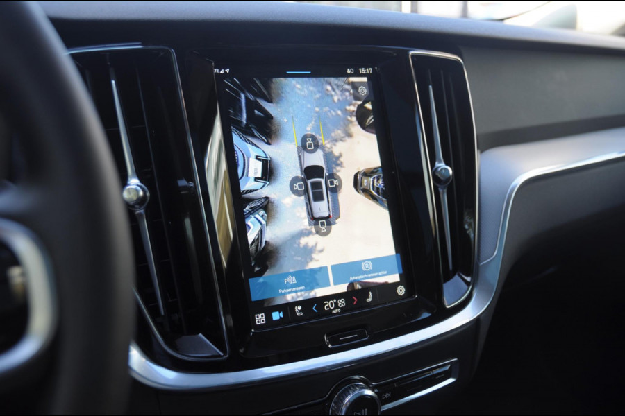 Volvo V60 T6 350PK Automaat AWD Plus Dark / Adaptieve cruise control / Parkeersensoren / Elektrische stoelen met geheugen / Trekhaak / BLIS / Apple carplay / Panoramadak / Elektrische achterklep