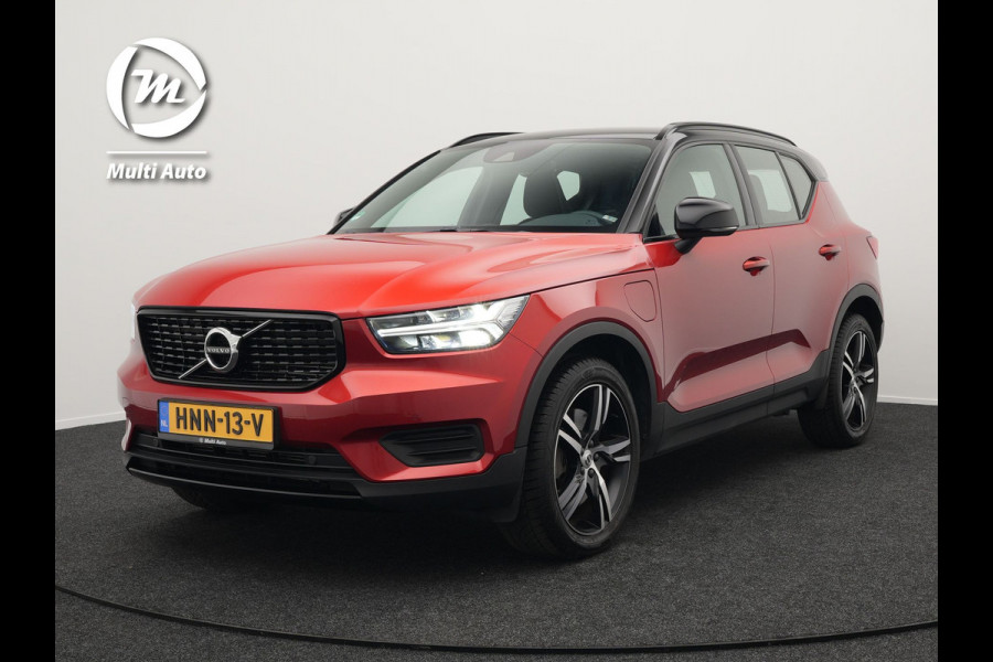 Volvo XC40 T4 Recharge R-Design Plug in Hybrid | PHEV | Camera | Carplay | LED | Alcantara Sportstoelen Verwarmd | Stuurwielverwarming | 19'' L.M. |